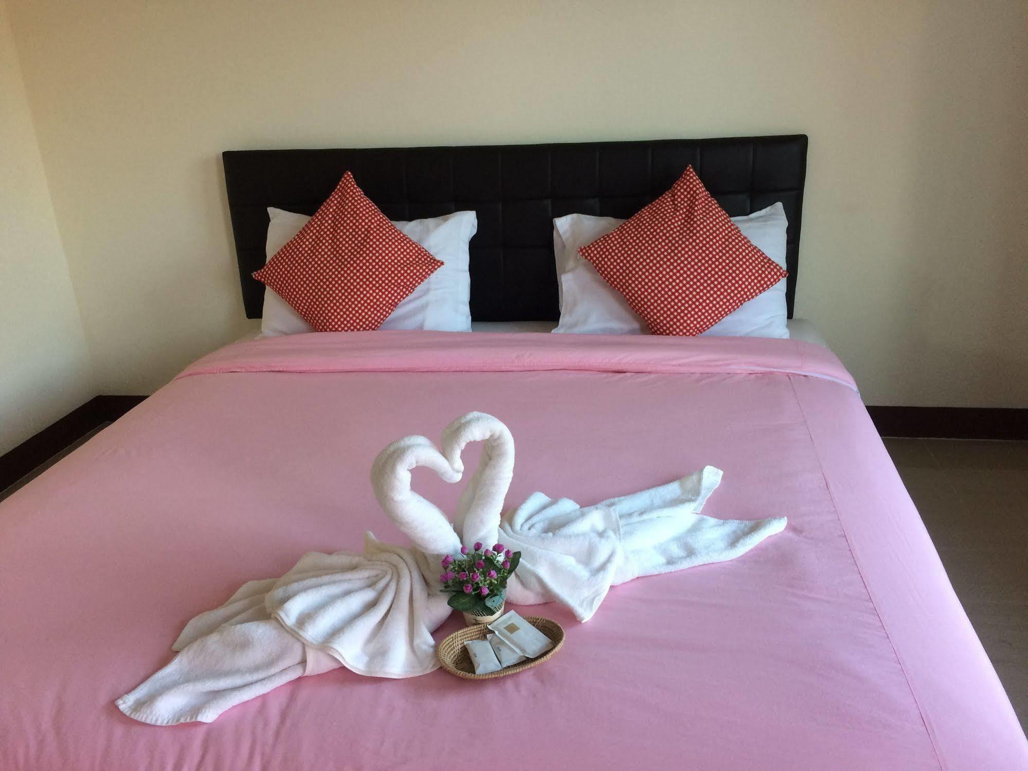 Thana Ville Resort Mae Sot Esterno foto